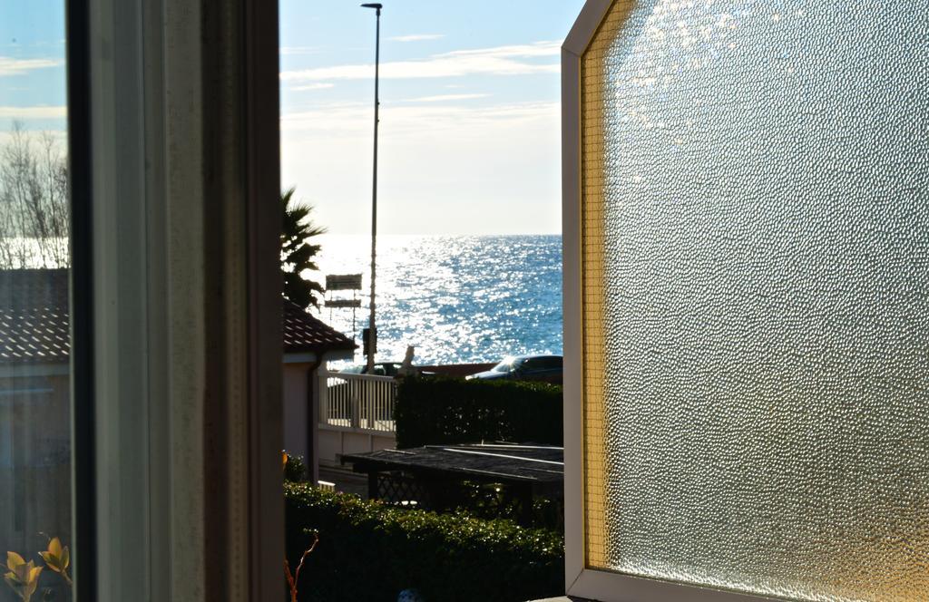 Villa Le Logge Ventimiglia Pokoj fotografie