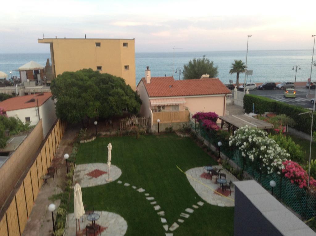Villa Le Logge Ventimiglia Exteriér fotografie