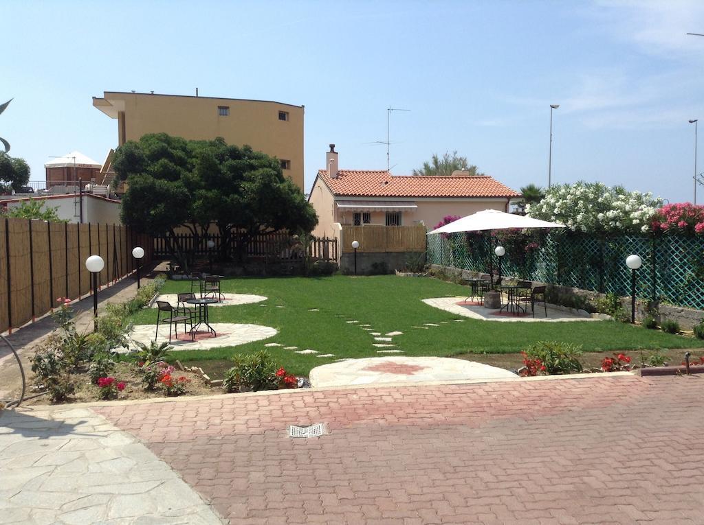 Villa Le Logge Ventimiglia Exteriér fotografie